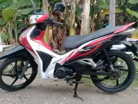 HONDA SUPRA X 125 HELM IN INJEKS THN 2012 BAGUS