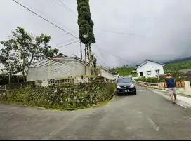 Tanah strategis view memanjakan mata Kemuning Karanganyar