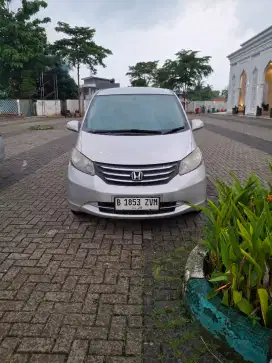 Honda Freed 2012 Bensin