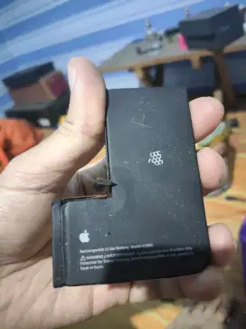 batre iPhone 13 Pro copotan
