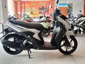 Yamaha new gear blue core EXO AKS 2022