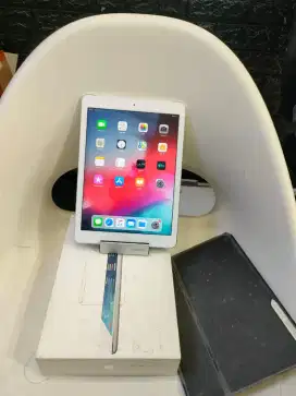 iPad Air 1 16gb ex resmi IBOX Wifi only batangan mulus likenew normal