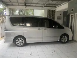 Nissan Serena 2013 Bensin