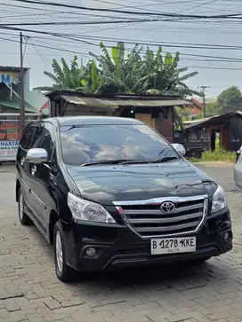 Innova G luxury 2013 AT