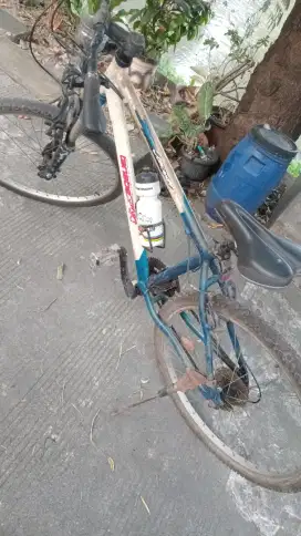 Sepeda MTB ukurannya 26