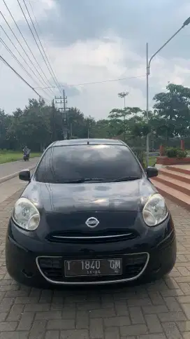 Nissan march XS Matic