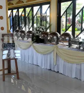 Katering prasmanan dan nasi box