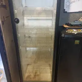 Chiller Showcase & Freezer Ex Cafe