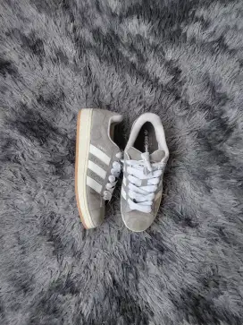 Sepatu Adidas Campus
