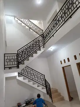 Rumah plus ruang usaha