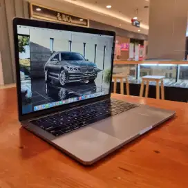 Macbook pro Retina 13 inch 2019 i5 8/500GB Touchbar
