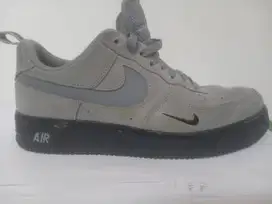 NIKE AIR F\orce 1 LV8  DZ,4514-002 grey