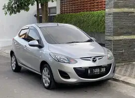 Mazda 2 s manual 2011