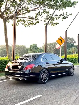 Mercedes-Benz C200 2.0 W205 Avantgarde A/T 2015
