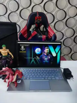 Asus ZenBook UX431DA Ryzen 5 RAM 8GB SSD 512GB VGA Radeon