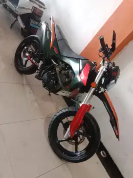 Viar cross x 150R super moto GP 2024 KM 1000