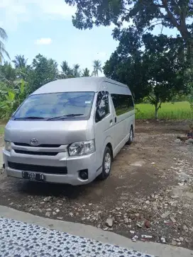 Di jual Toyota hiace 2014