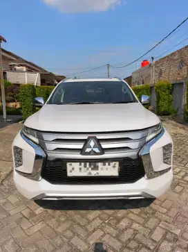 Pajero sport dakar 4x2 kondisi istimewa