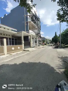 Strategis! Rumah Dkt Ub Area Bunga Dewandaru Kota Malang
