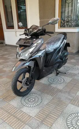 Honda Vario 125 Cbs Iss 2014 Kzr