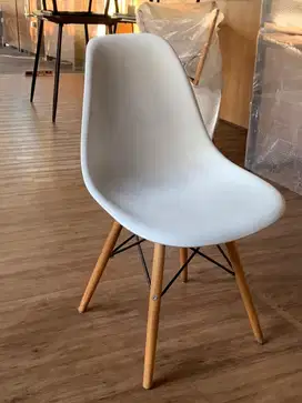 Scandinavian butterfly chair Informa *White*