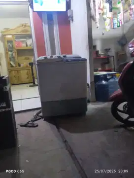 Jual mesin cuci 2 tabung merk sanyo