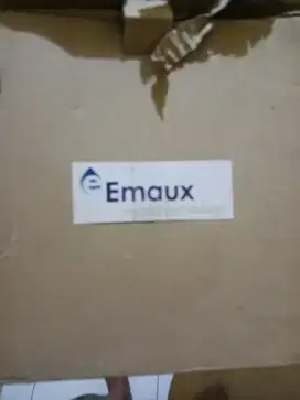 Jual lampu merek emaux dari harga 1.800.000 mau dijual 1000.000 ada 3
