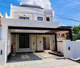 Dijual Rumah 2 Lantai Di Bukit Sari Banyumanik Semarang
