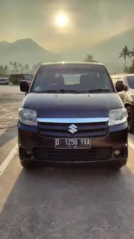 Apv arena GL warna hitam