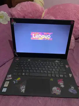 Laptop Lenovo 81HQ intel core i3