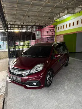 Mobilio matic RS