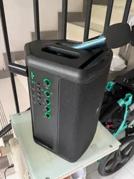 JBL EON ONE Compact