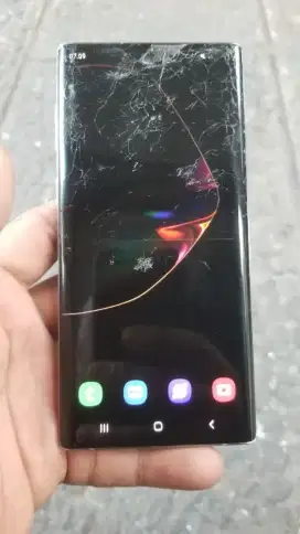 Samsung note 10 tam 8/256 eks sein