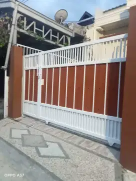 Pintu gerbang dan pagar Besi Minimalis