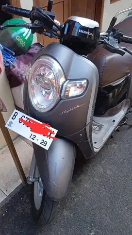 MOTOR SCOOPY TAHUN 2019