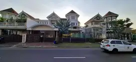 DIJUAL RUMAH MURAH ASET BANK DI BOULEVARD UTAMA KOTA WISATA