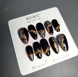 Kuku palsu (press on nail)