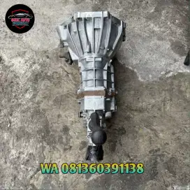 Gearbox transmisi manual toyota landcruiser toyota hilux 3000 cc 5