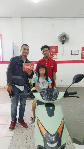 SEPEDA UWINFLY D65