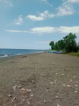Tanah pinggir pantai kawasan Lovina bali