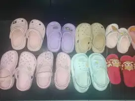 Sandal dan sepatu preloved