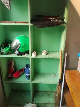 Rak / rak jualan/ lemari sembako