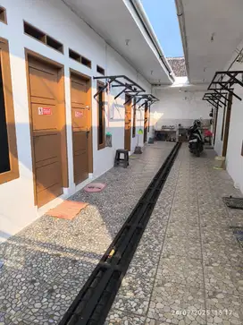 Kosn wanita untuk anak itera