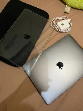 Macbook Air 2020 8/256GB Normal