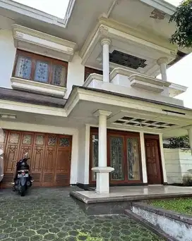Dijual Cepat Murah Rumah Mewah Siap Huni Tubagus Ismail Dago Bandung