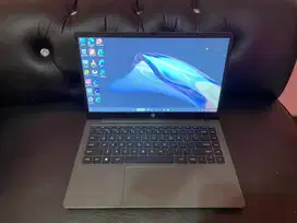 TERIMA JUAL BELI LATOP BEKAS MACBOOK IPAD TABLET CAMERA ATAU MATOT