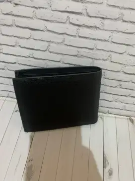 Dompet Tummi laki laki