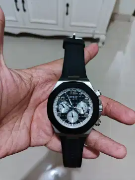 Jam tangan guess