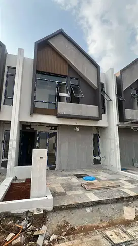 Rumah baru cluster NISMARA harapan indah Deket JGC jakarta garden city
