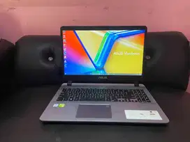TERIMA JUAL BELI LAPTOP BEKAS MACBOOK IPAD TABLET CAMERA ATAU MATOT